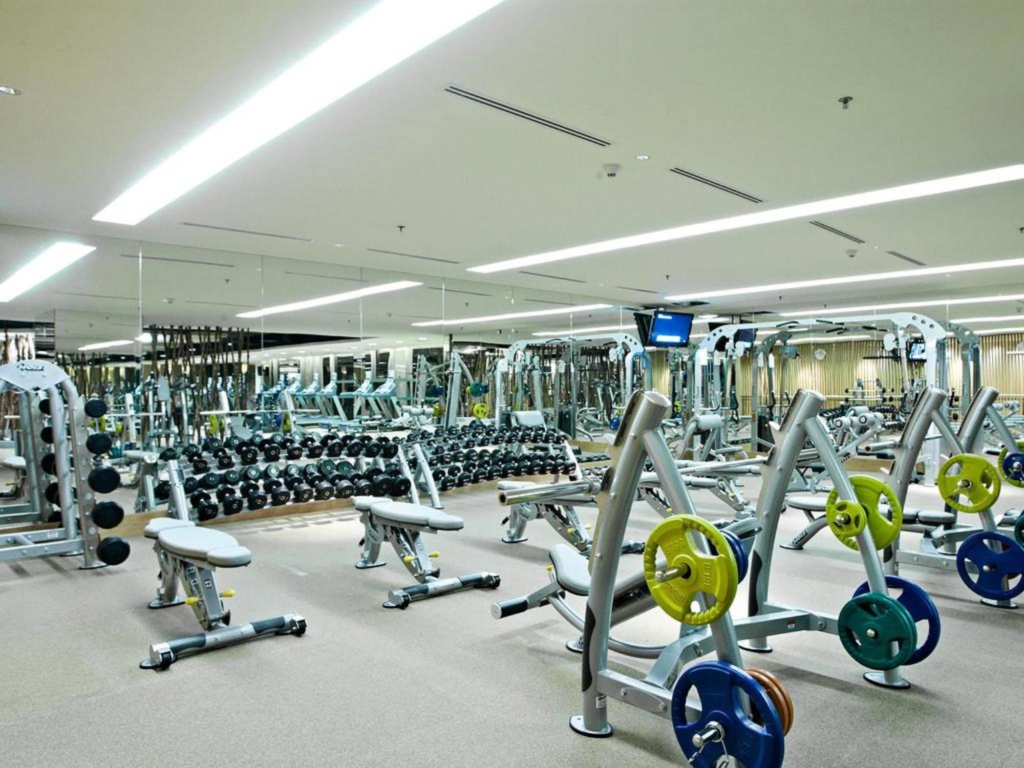 Gtower Hotel كوالالمبور المظهر الخارجي الصورة The gym at the hotel