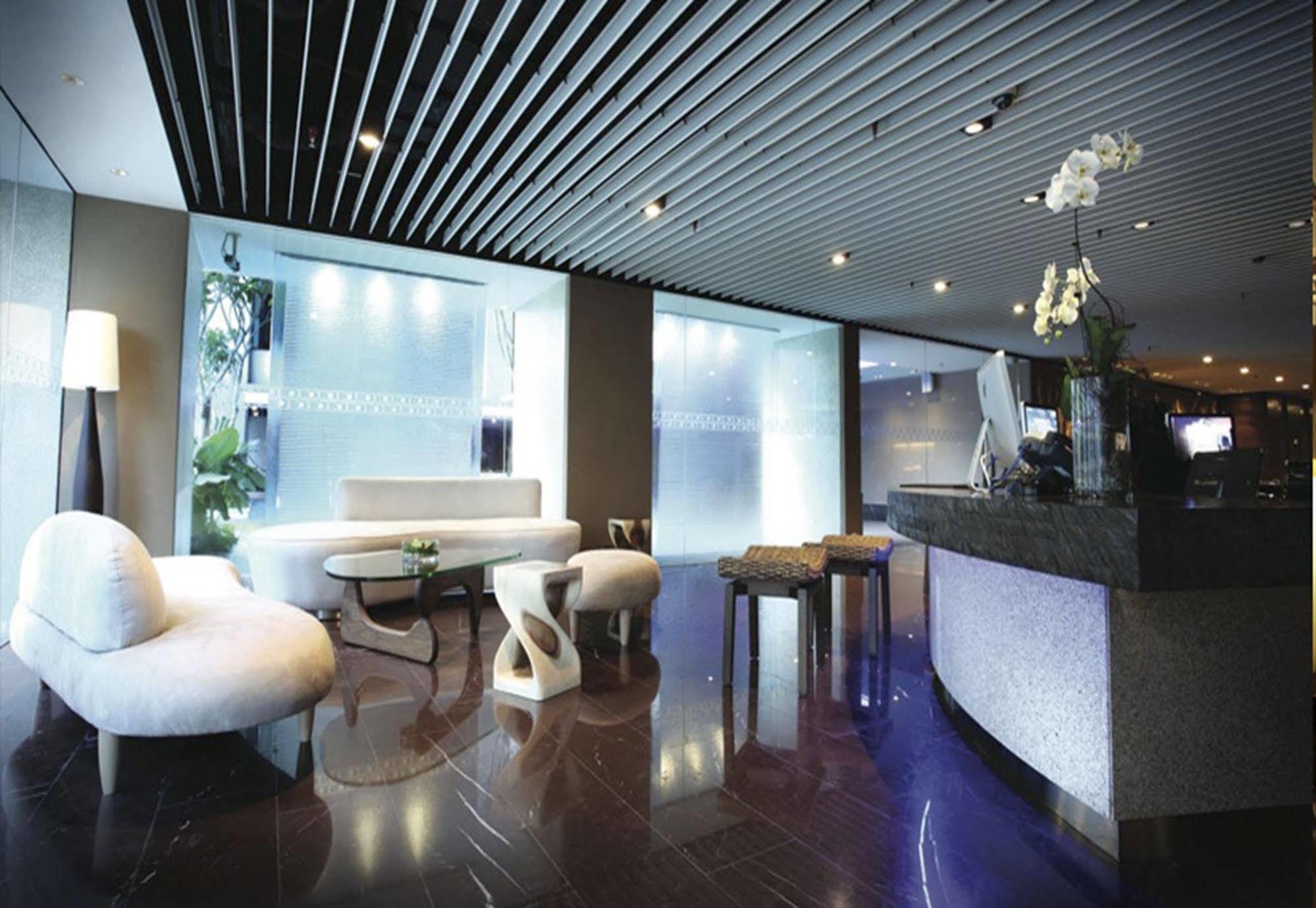 Gtower Hotel كوالالمبور المظهر الخارجي الصورة The interior of the lounge