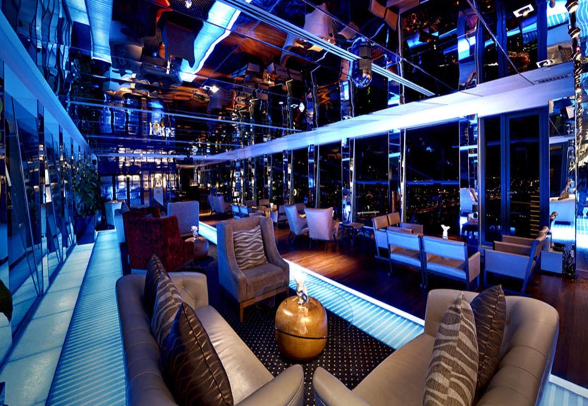 Gtower Hotel كوالالمبور المظهر الخارجي الصورة The interior of the bar