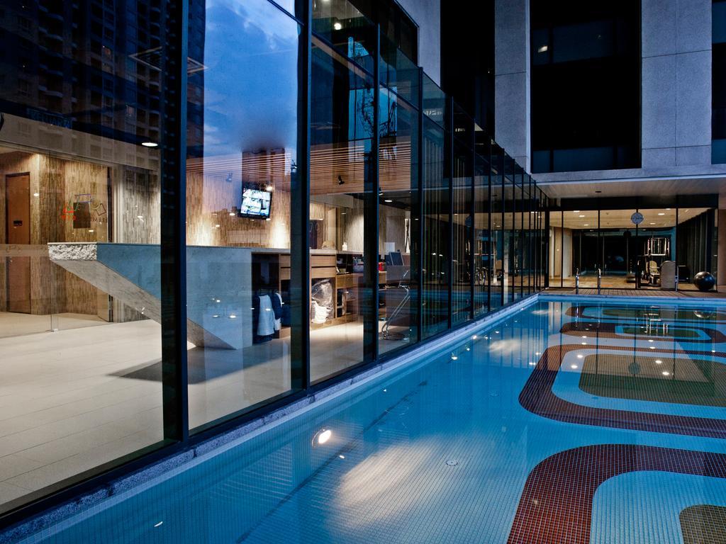 Gtower Hotel كوالالمبور المظهر الخارجي الصورة The pool at the hotel