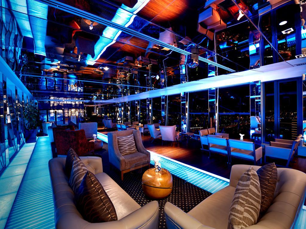 Gtower Hotel كوالالمبور المظهر الخارجي الصورة The interior of the bar