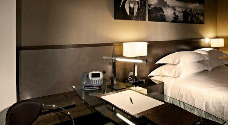 Gtower Hotel كوالالمبور المظهر الخارجي الصورة A room at the hotel